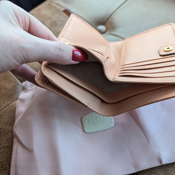 RADLEY LONDON medium bi-fold wallet in Grapefruit - Picture 11 of 14